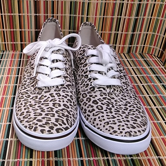 AÉROPOSTALE SNEAKERS WOMEN'S - Picture 2 of 8